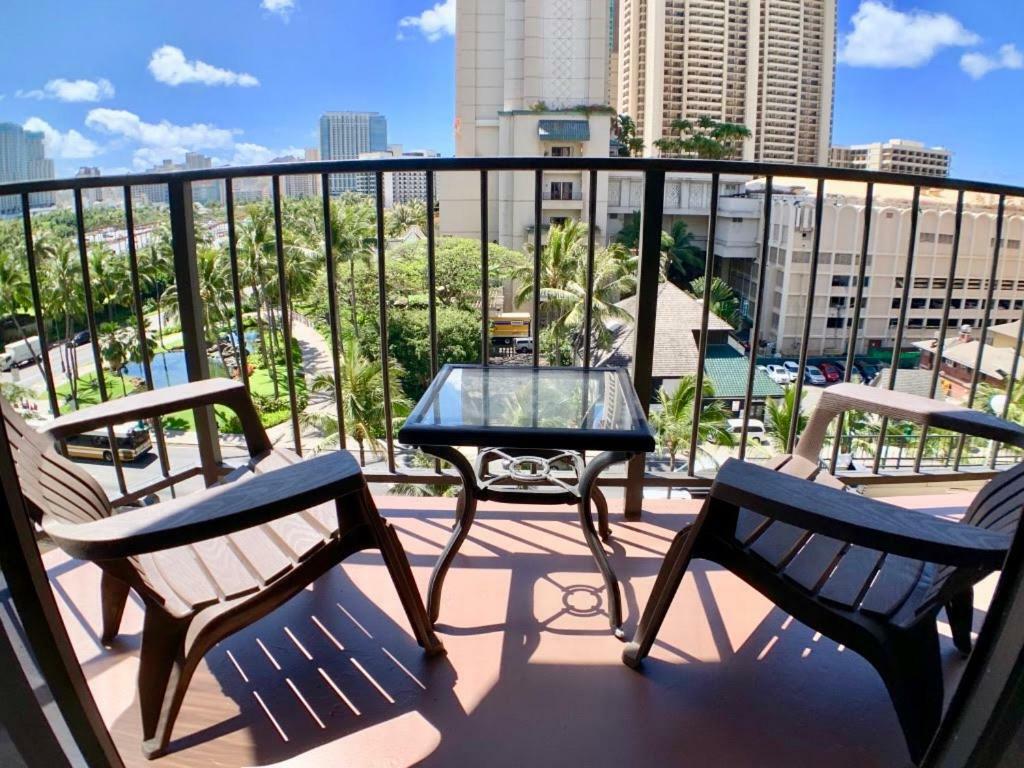 Palms Waikiki #412 Apartment Honolulu