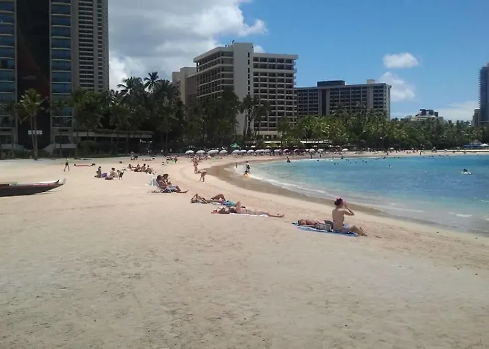 Palms Waikiki #412
